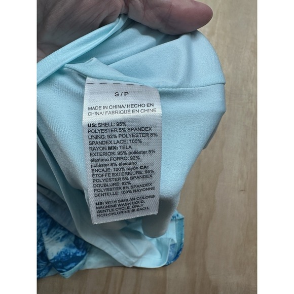 WHITE HOUSE BLACK MARKET Openwork Halter Style Underwater Texture Top S Blues - Picture 4 of 7